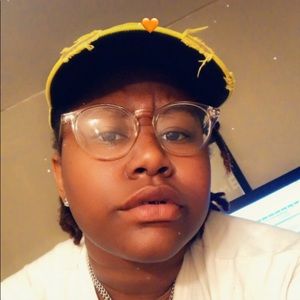 Meet your Posher, Lashay